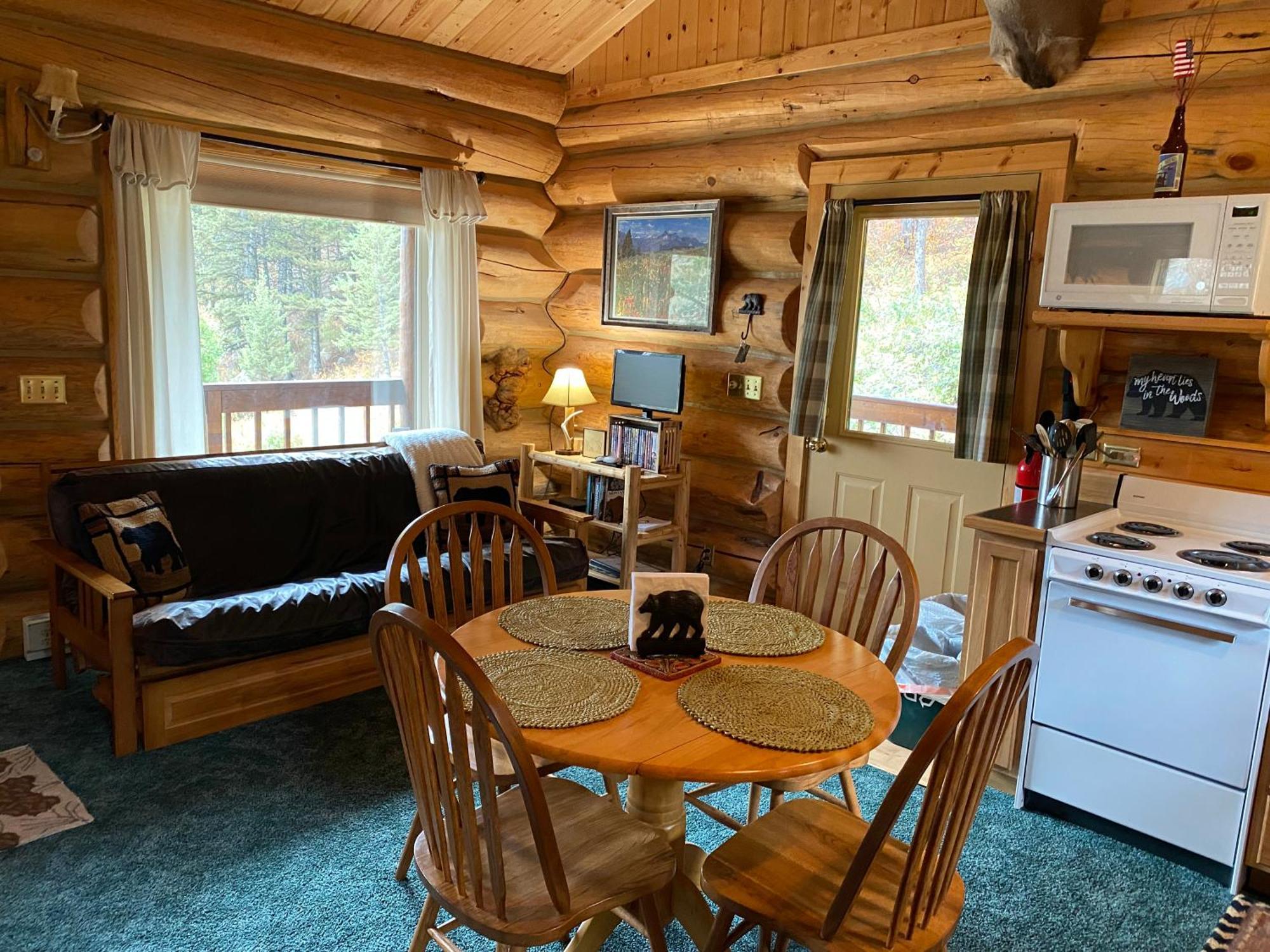 Two Bears Inn Bed & Breakfast Red Lodge Exterior photo